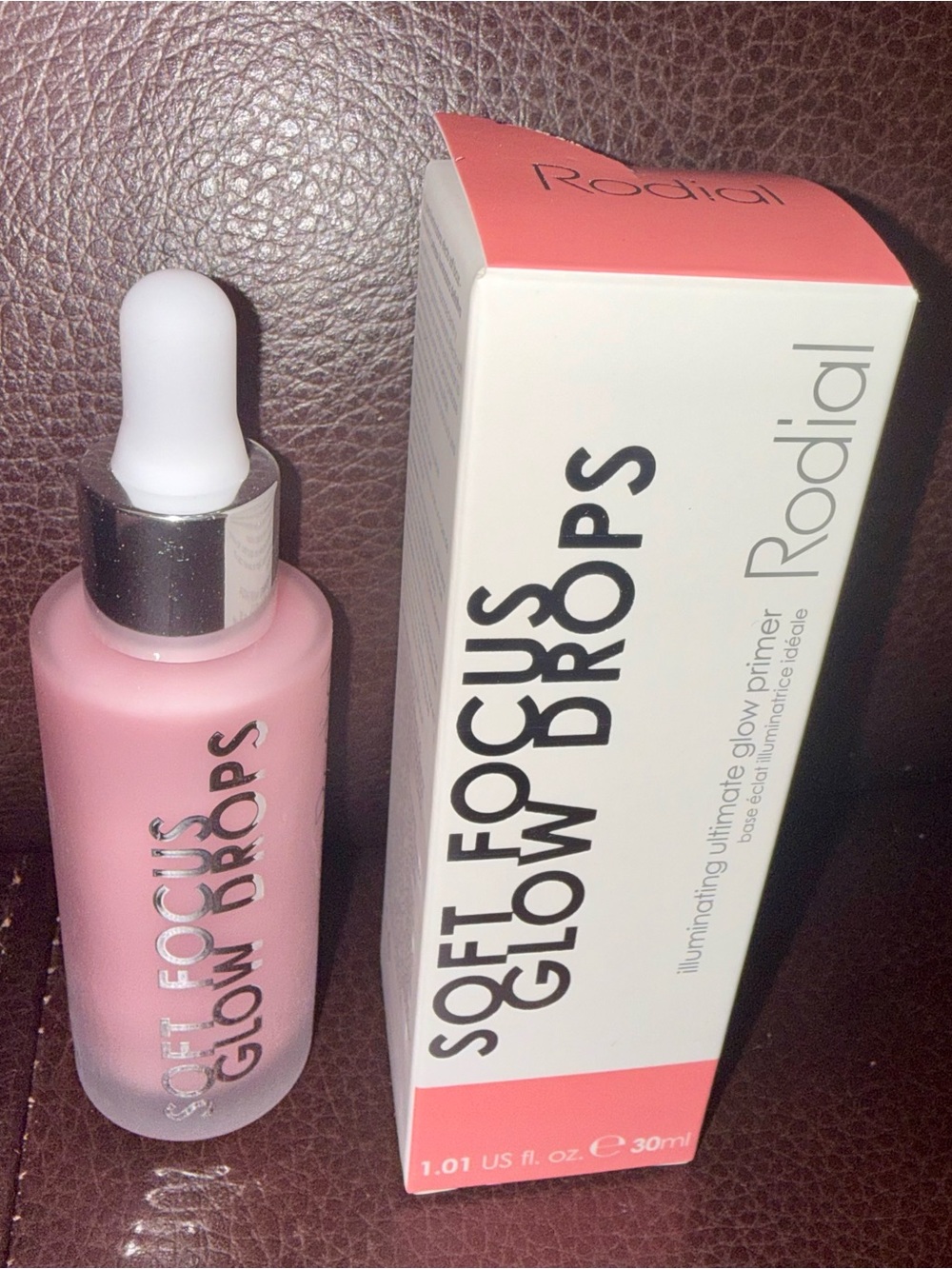 NWT- Rodial Soft Focus Glow Drops Illuminating Primer 30ml (New in Box)